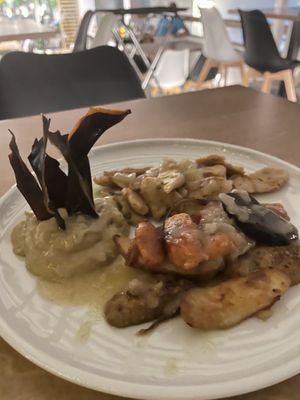 Chicky stripes  at 5SENSES Restaurant in Santorini