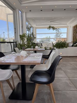 Modern and cute interior   at 5SENSES Restaurant in Santorini