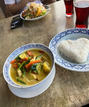 Gelbes Curry + Pad Thai   at Lemongrass in Heilbronn