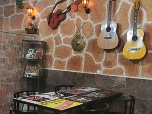 The restaurant at Faroles Taberna Rock in Valladolid