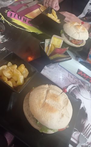  at Faroles Taberna Rock in Valladolid