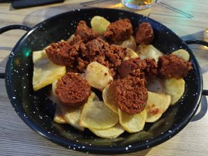 Choricillo at Faroles Taberna Rock in Valladolid