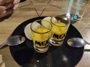 Mochis de postre at Faroles Taberna Rock in Valladolid