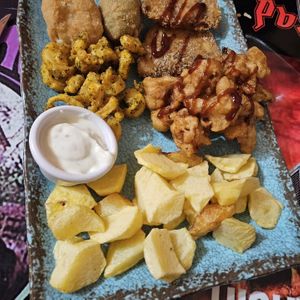 Combinado #Veganuary at Faroles Taberna Rock in Valladolid