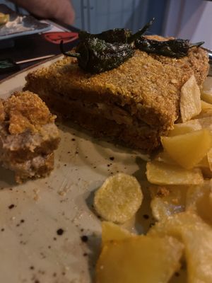 Muy jugoso!  at Faroles Taberna Rock in Valladolid