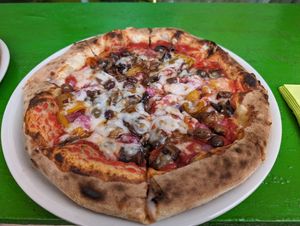 Caponata Vegana con aggiunta di mozzarella vegana at PanePizza in Padua