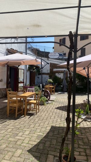 Il dehor   at Enoteca Semi di Vino  in Ricaldone