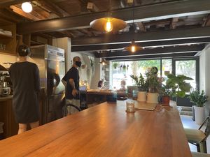 Brother & sister run this business  at Halt in Seoul