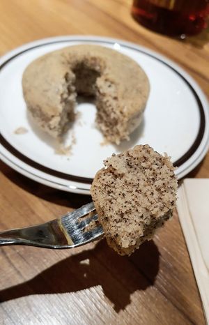 Earl gray baked donut - close-up at Halt in Seoul