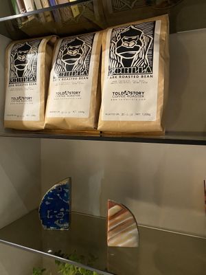 Loved the crystals on the shelves   at Halt in Seoul