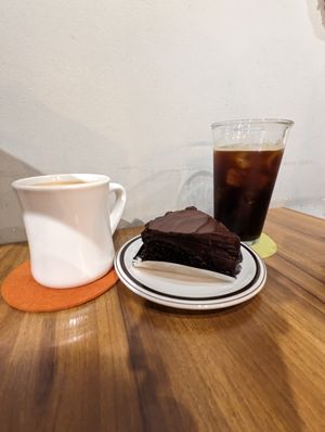 Choco mousse. Great coffee at Halt in Seoul