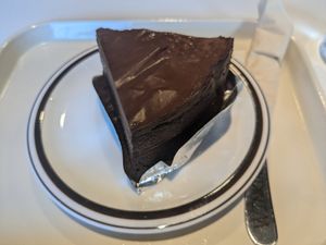 Chocolate mousse cake at Halt in Seoul