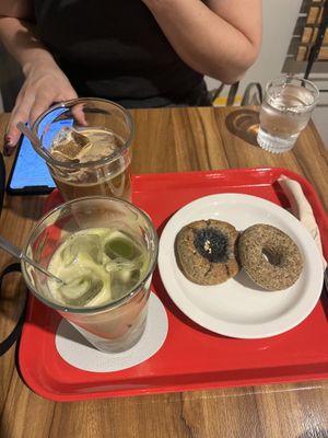 Green tea latte, oatly iced latte, earl grey donut, sesame cookie   at Halt in Seoul