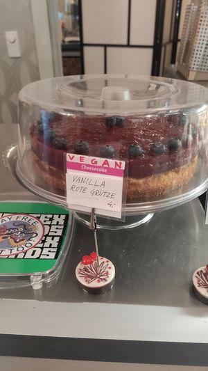  at Superhero Records in Berlin