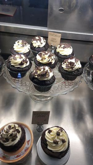 cupcakes at Superhero Records in Berlin