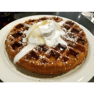waffle! Gluten free at Champs Diner in Brooklyn