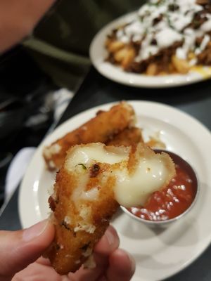 Mozzarela sticks at Champs Diner in Brooklyn