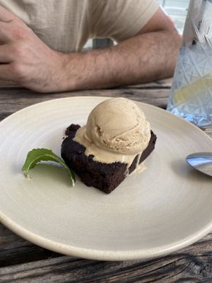 Vegan brownie and ice cream at The Locksbrook Inn in Bath