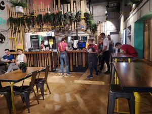 Nice and pleasant atmosphere at Submarine Burgers in Zadar