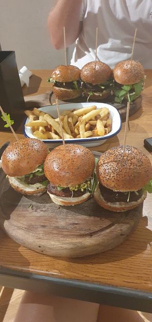 Vegan sliders at Submarine Burgers in Zadar