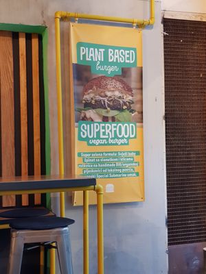  at Submarine Burgers in Zadar