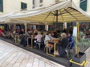  at Submarine Burgers in Zadar