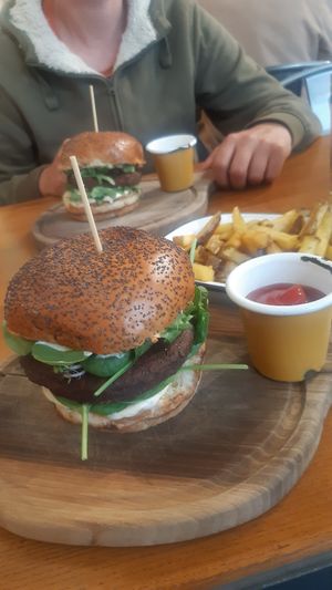  at Submarine Burgers in Zadar