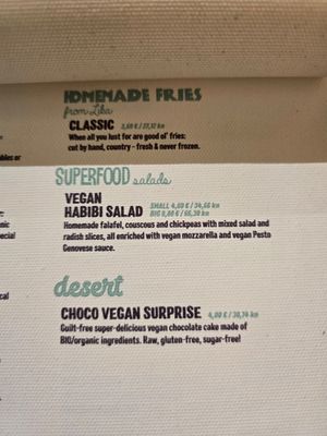  at Submarine Burgers in Zadar