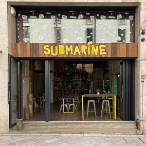   at Submarine Burgers in Zadar