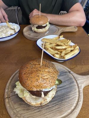   at Submarine Burgers in Zadar