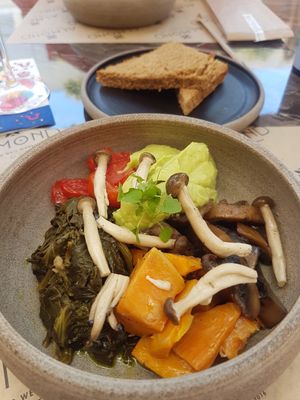 Poke bowl (not quite what i was expecting) at Almond in Paros