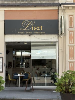 front  at Bistro Liszt in Merano