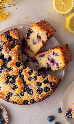 The cake was wonderfully soft and fluffy, with a deep, intense chocolate flavor that would satisfy any chocolate lover. The use of ingredients like almond milk and butter. Love it  at Hanna Bakery in Yen Thanh