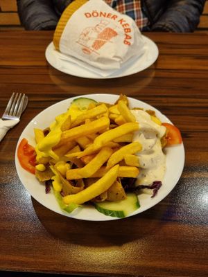Veganer Pomm Döner at Ostsee Snack in Flensburg