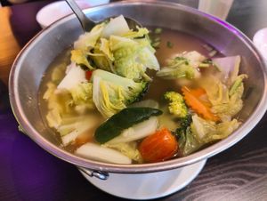 clear tom yum soup at Nagara Thai Gold in Central Singapore