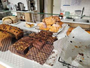 Brownie in back are vegan, also cakes and most croissants at Massolit Books & Café in Krakow