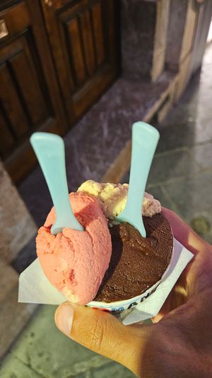  at Gelatomania in Taormina