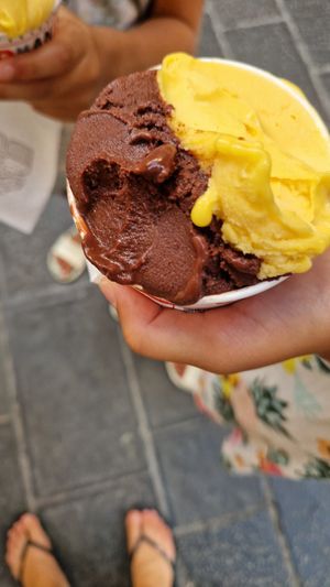 Mango and chocolate at Gelatomania in Taormina