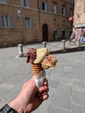 Dark chocolate, pistacchio, Cookies and cream at Gelateria il Masgalano in Siena