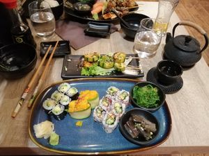 L'assiette vegan tres complète at Naka in Avignon