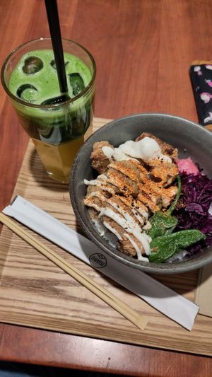 Matcha Mango and Karaage Don vegan at MARU in Zurich