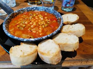 Vegan Menemen at Papírkutya in Veszprem