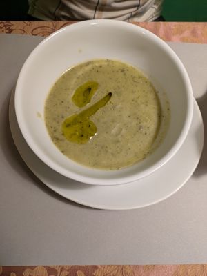 Zucchini soup (vegan) at La Dimora del Bardo in Nimis