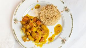 VEGAN CURRY CHIK WITH QUINOA $15.00 at Earths Goddess Holistics and Juicebar in Fort Lauderdale