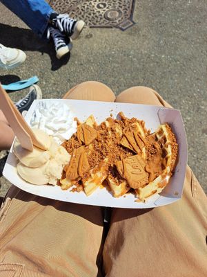 Vegan biscoff waffle (asked for no peanut butter) at Iced on the Quay in Hayle