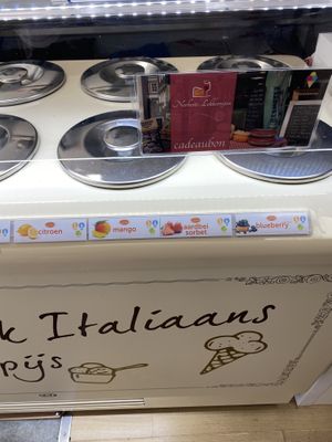 Vegan flavours. at Norberto Lekkernijen in Goes