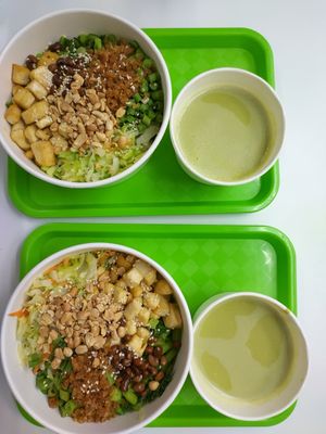 Thunder tea rice large set - delicious & fresh at Living Wholesome 生活天然健康素食 - Fortune Centre in Central Singapore