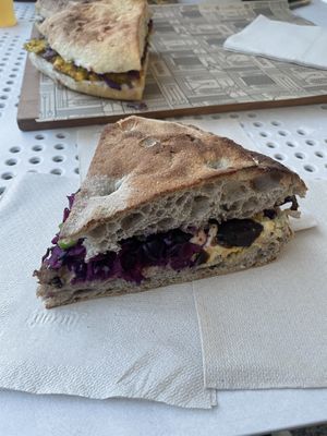 Hummus  at Mamm Ciclofocacceria in Udine