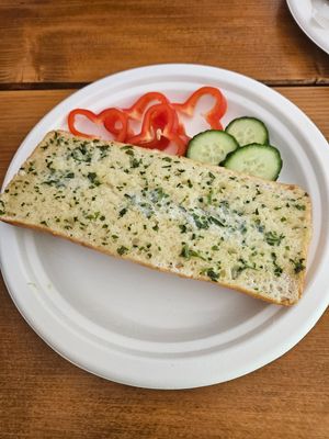 veganes Knobibaguette at Bistro Bärenblick in Leinefelde-worbis