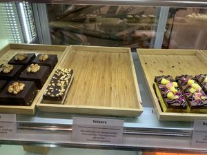 Snixer #Veganuary at Lola's Kitchen (at The Bridge) in Zurich